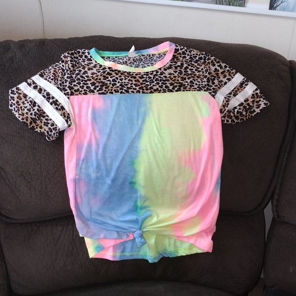 Sunshine and Rodeos Tops - Cheetah print crop